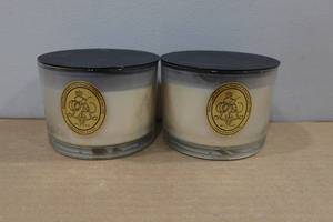 lot 149 image: 2 Vanilla Scented Candles