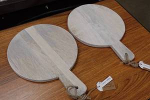 lot 154 image: 2 10 Wooden Cutting Boards