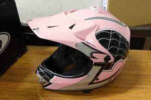 lot 165 image: Motorcycle Helmet -Medium, Pink