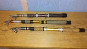 lot 513 image: Lot of 3 Vintage Telescopic Fishing Rods