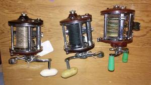lot 531 image: Lot of 3 Vintage Penn Peerless Fishing Reels - No. 9