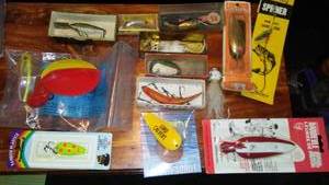 lot 578 image: Collection of Vintage Fishing Lures and Accessories