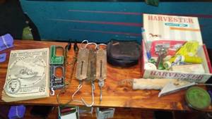 lot 580 image: Fishing Accessories Lot Including Scales, Grip, and Book