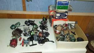 lot 641 image: Vintage Fishing Reel Collection parts and pieces.