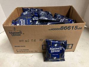 lot 50 image: Maxwell House Coffee Packets