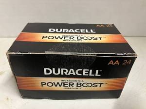 lot 79 image: Duracell Powerboost AA Batteries