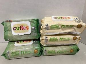 lot 90 image: Baby Wipes