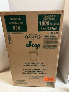lot 18 image: 8oz Foam Cups