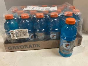 lot 19 image: Gatorade Cool Blue