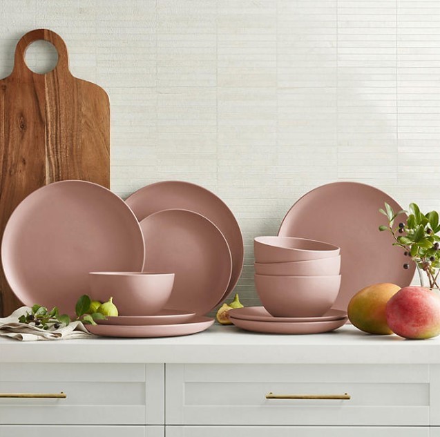 lot 201 image: NEW Members Mark 12-Piece Artisan Crafted Dinnerware Set - ROSE