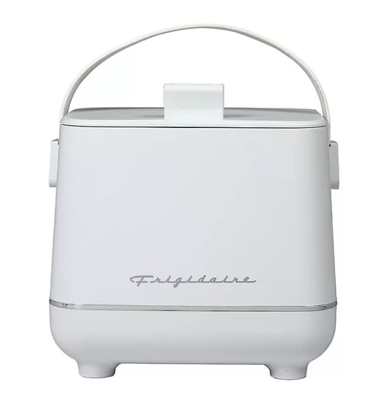 lot 339 image: NEW Frigidaire Top Opening 6-Can Insulated Mini FridgeCooler - WHITE