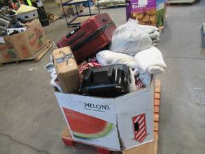 lot 93 image: Pallet of Store Overstock and Ecommerce Product and Returns