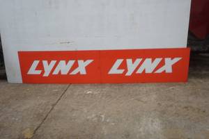 lot 6 image: Lynx sign