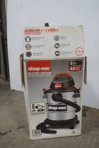 lot 32 image: Shop Vac