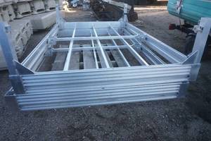 lot 37 image: aluminum frames