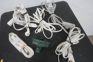 lot 123 image: light duty indoor extension cords. NEW or LIKE NEW