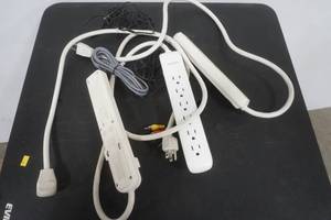lot 139 image: lot of power strips and various cords