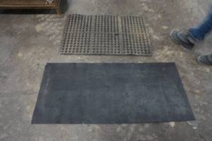 lot 147 image: pallet of rubber pads 21x45