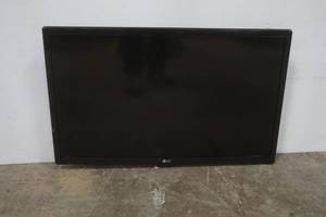 lot 79 image: LG 24 flatscreen TV model # 24LF454B