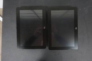 lot 101 image: 2 Elo tablets model # ET1002L-2UWA-1-G