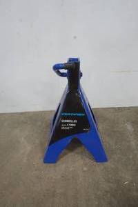 lot 171 image: jack stand. NEW. 6 Ton