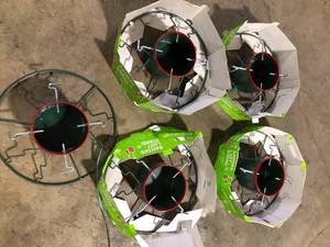 Lot of Yard Butler Santas Last Stand Tree Stand Steel Various Sizes Customer Returns See Pictures