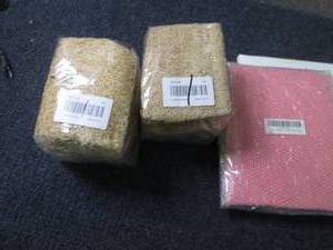 lot 39 image: 6 Body Scrubbers, 12 Loofah Scrubbe...
