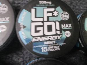 lot 61 image: 6- 15 ct LFGo Mint Energy Pouches ...