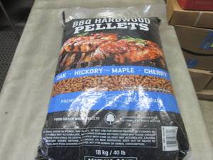 lot 90 image: 40 lb Bag of Kirkland BBQ Hardwood ...