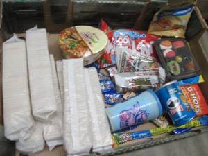 lot 118 image: Flat of Assorted Food Items...