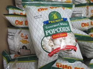 lot 139 image: 54- 1 oz Old Dutch Gourmet White Po...