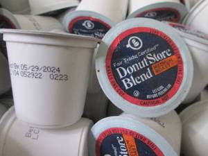 lot 145 image: 100 ct Donut Store Blend Medium Roa...