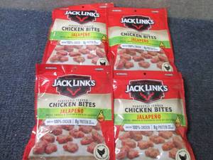 lot 162 image: 4- 3.25 oz Jack Links Jalapeno Chic...