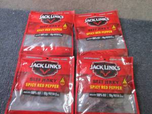 lot 169 image: 4- 2.85 oz Jack Links Spicy Red Pep...