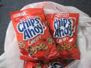 lot 195 image: 12- 3 oz Chips Ahoy Mini Chewy...