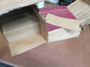 lot 208 image: Case of 2 Boxes RedTan Envelopes...