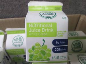 lot 260 image: BB 25-6 oz FROZEN  Vital Cuisine Wh...