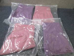lot 326 image: 4 Large Gym Wolf High Waist Legging...