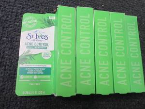 lot 399 image: 5- 0.75 oz St. Ives Acne Control Sp...