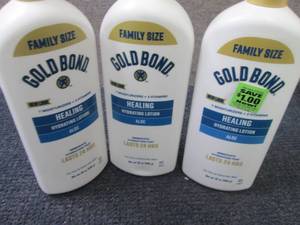 lot 422 image: 3- 20 oz Gold Bond Healing Hydratin...