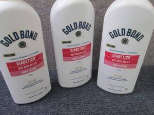 lot 428 image: 3- 18 oz Gold Bond Diabetics Body L...