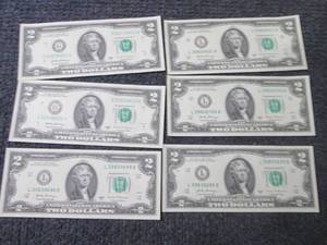 lot 489 image: 6 Uncirculated, Nonsequential $2 Bi...