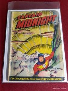 lot 35 image: Captain Midnight #48 - 1947 Golden Age Comic