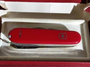 lot 108 image: Victorinox Champion Swiss Army Knife - Awesome