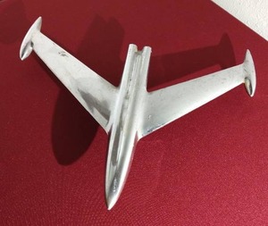 lot 148 image: Vintage Chrome 1956 Oldsmobile 88 Rocket Hood Ornament
