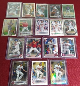 lot 163 image: (17) Minnesota Twins Cards - Refractors, Rookies, Prospects, Etc