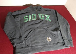 lot 176 image: Fighting Sioux Sweatshirt - Size Small