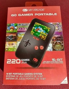 lot 179 image: Mini Handheld Arcade - Game Boy Style