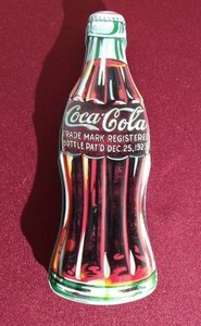 lot 187 image: Collectible Coca-Cola Gel Pen in Tin
