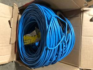lot 26 image: Southwire 500 ft. Blue 234 Solid CU CAT6 CMR (Riser) Data Cable   Customer Returns See Pictures